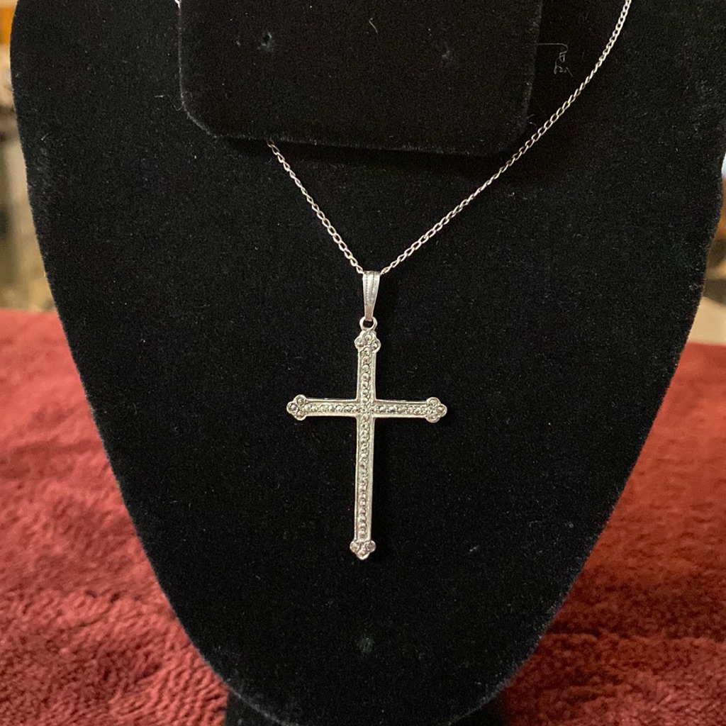 Sterling Silver Cross Necklace 45$